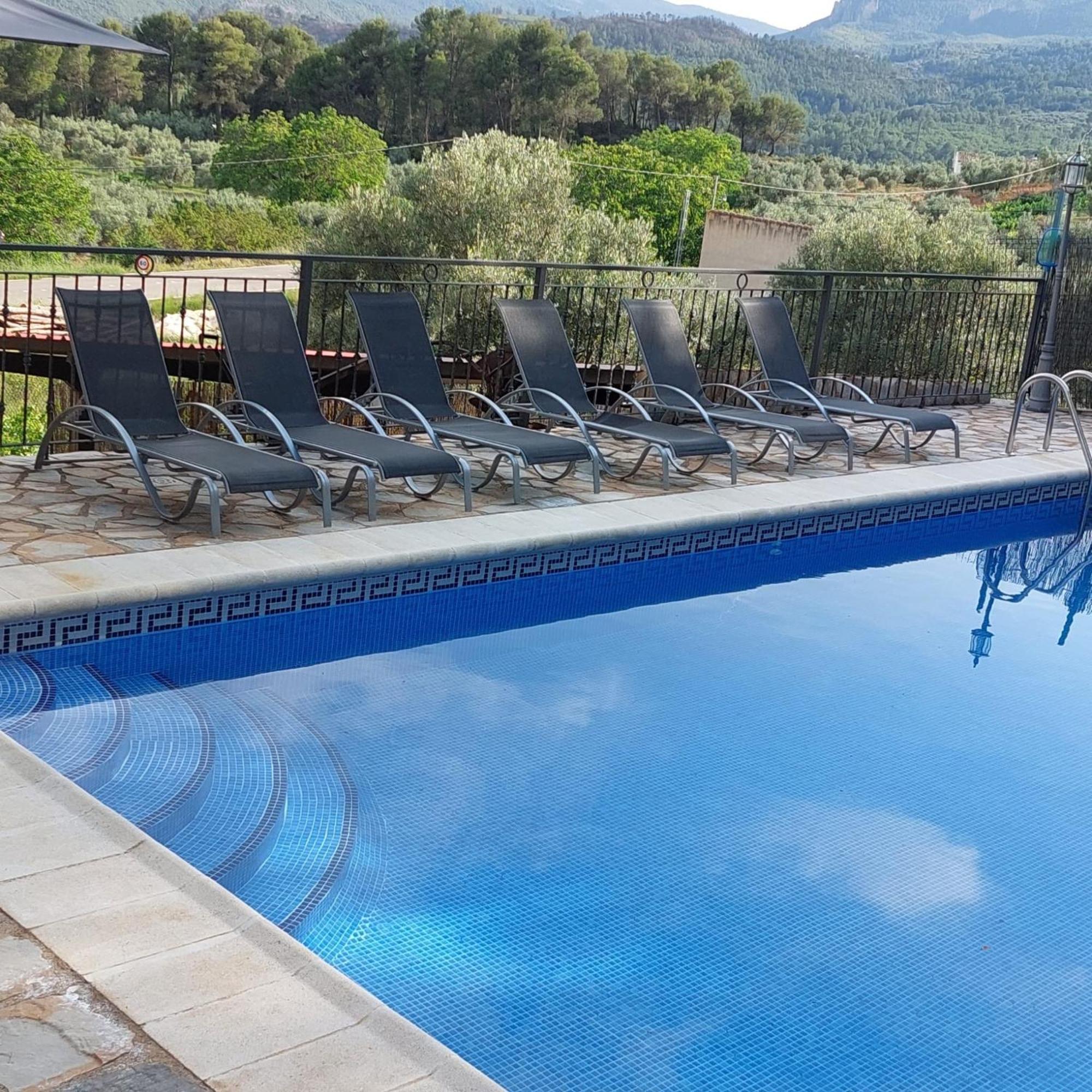 Casas Rurales Cerro Lobo Йесте Екстериор снимка