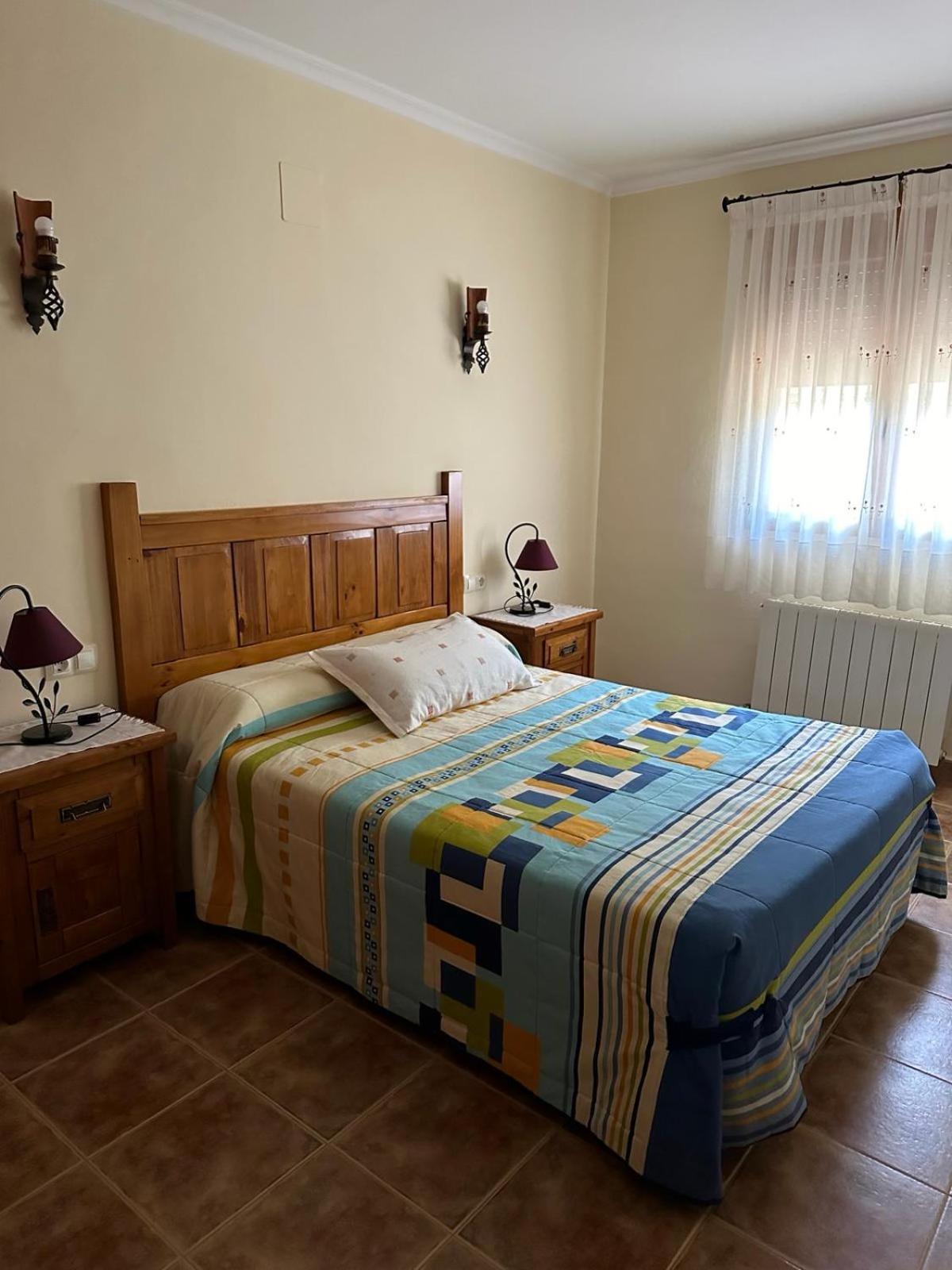 Casas Rurales Cerro Lobo Йесте Екстериор снимка