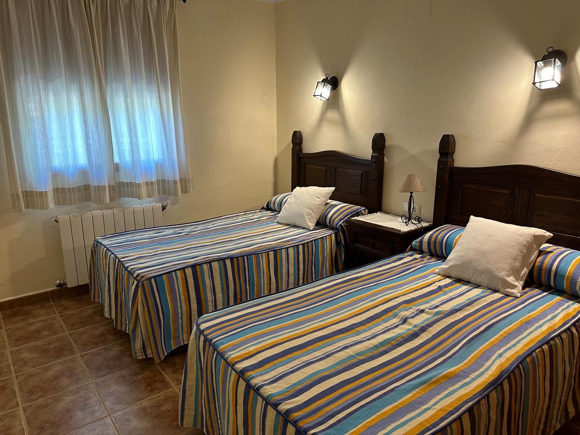 Casas Rurales Cerro Lobo Йесте Екстериор снимка